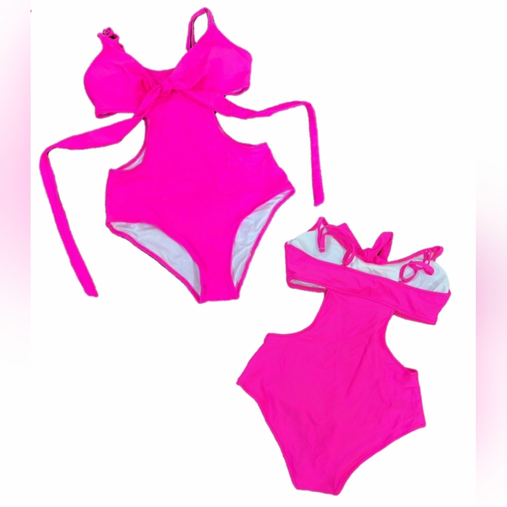 NWOTCupShe Small One Piece Swimsuit